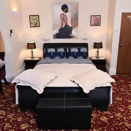 Luxury Suite In Quiet Countryside Location Swansea Buitenkant foto