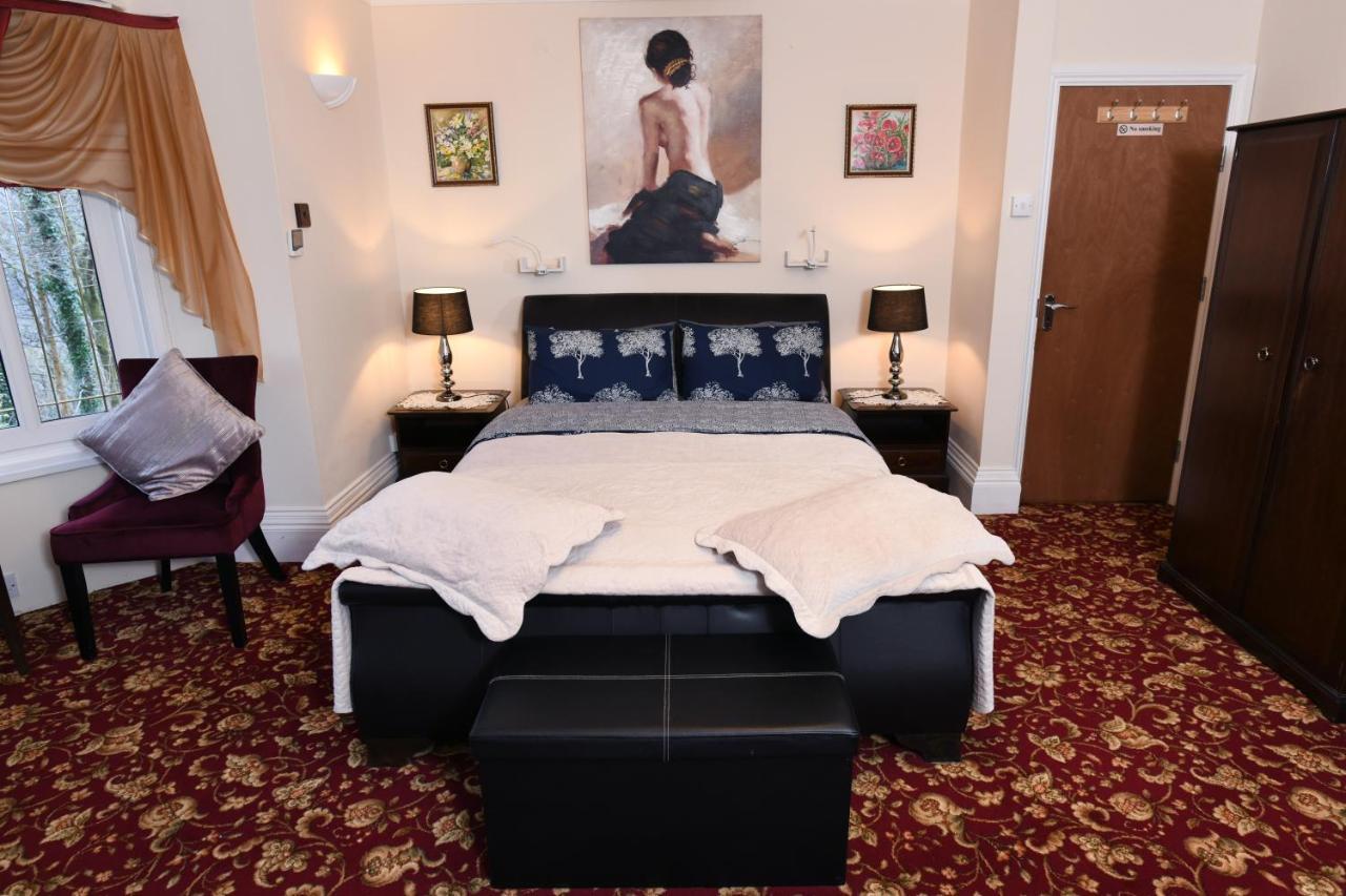 Luxury Suite In Quiet Countryside Location Swansea Buitenkant foto